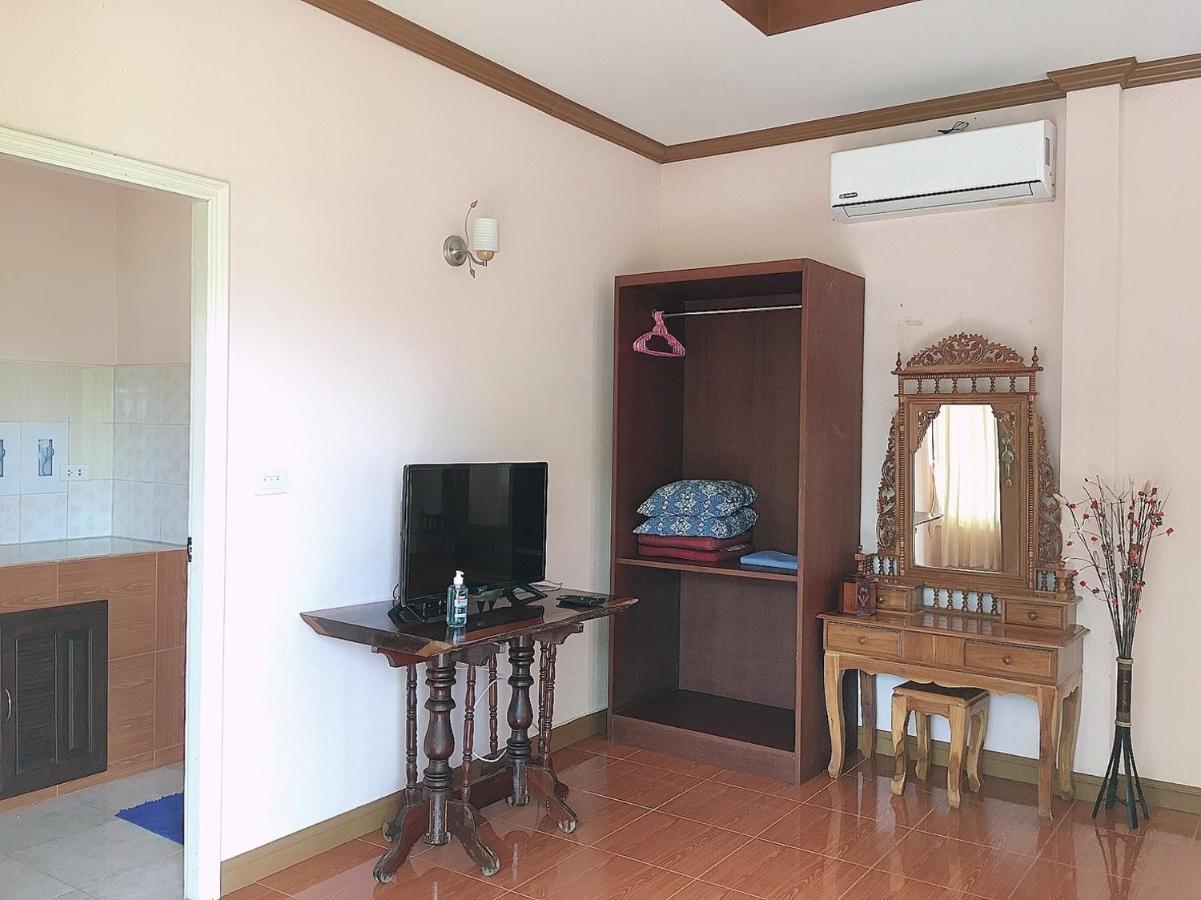 Phatra Hostel Thong Sala Exterior photo