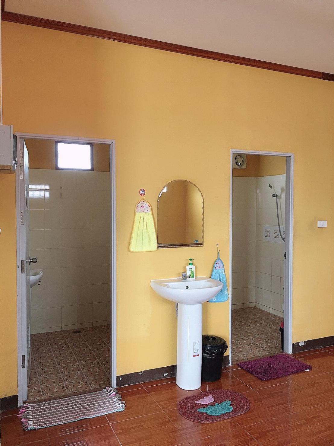 Phatra Hostel Thong Sala Exterior photo